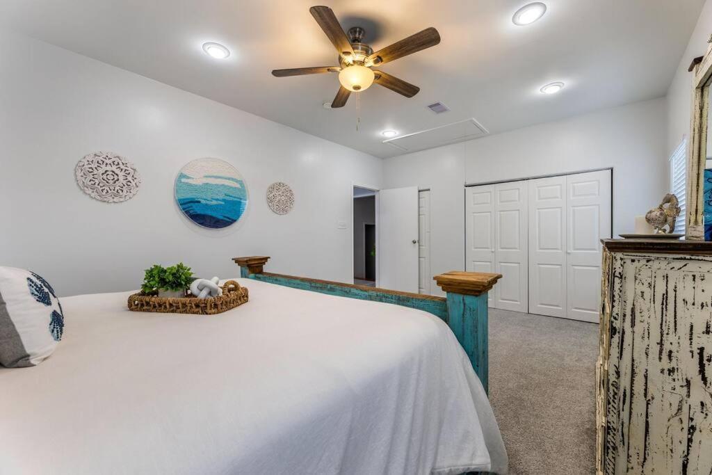 5/3 With A Heated Pool 2 Min From Beach, Updated Galveston Eksteriør bilde